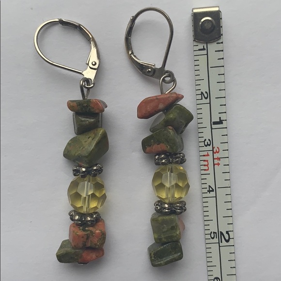 Artisan Crafted Stone Neckless & Pierce Earrings - Picture 7 of 7